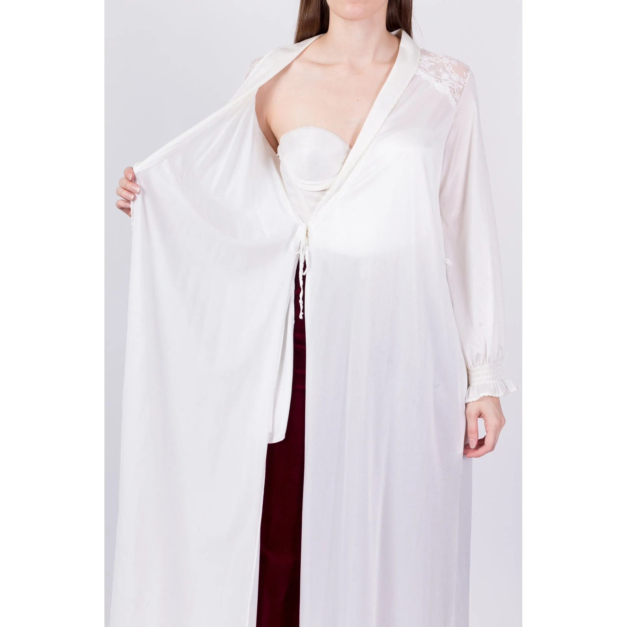 70s White Maxi Peignoir Dressing Gown - Medium