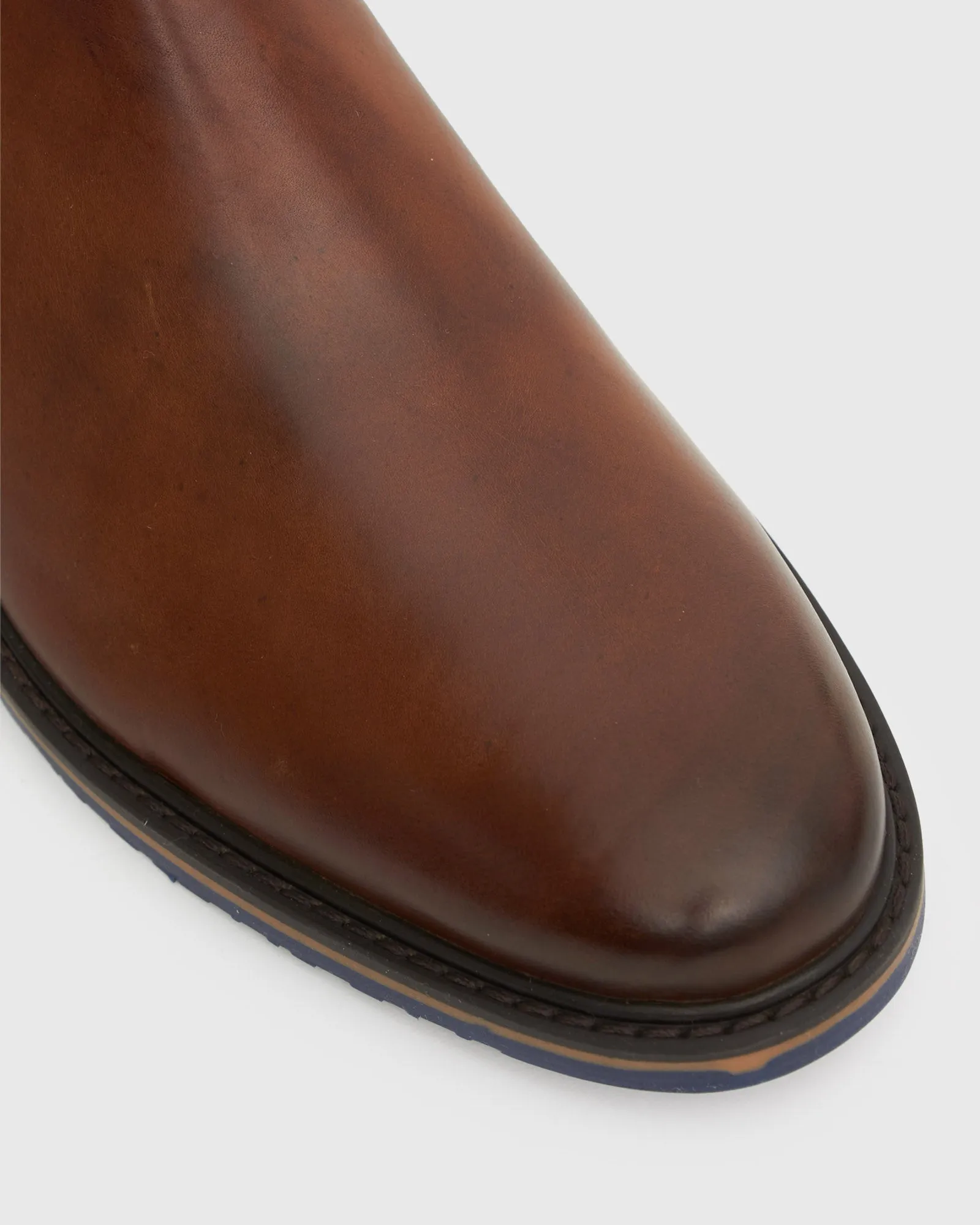 BEVAN Leather Chelsea Boots