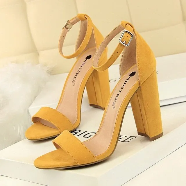 BIGTREE Block Heel Ankle Buckle Shoes