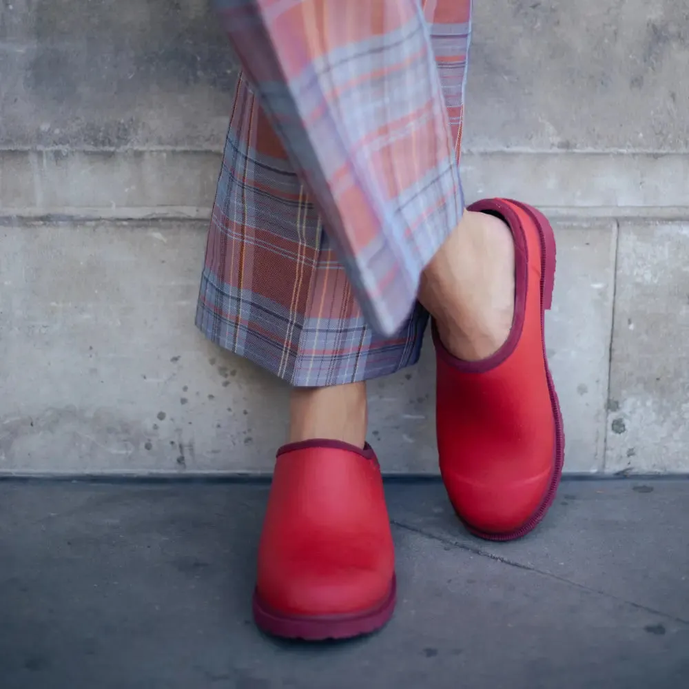 Billie Clog // Chilli Red