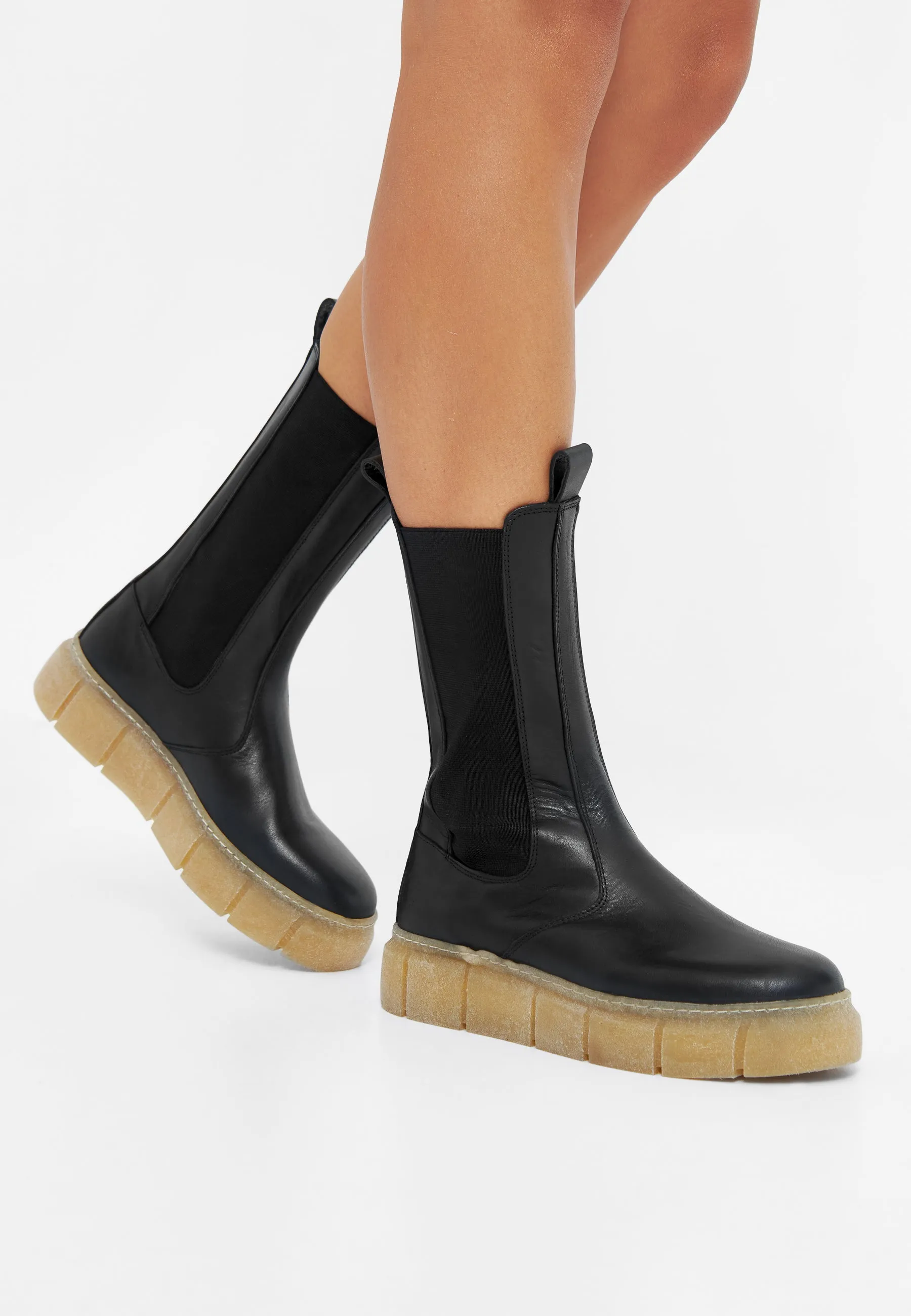 Casflora Black Chelsea Leather Boots