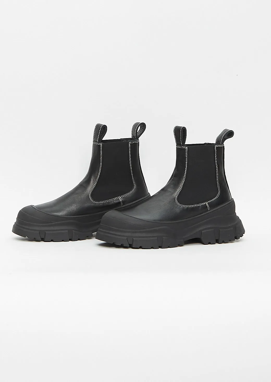 Fabulous Chelsea Boots — Black