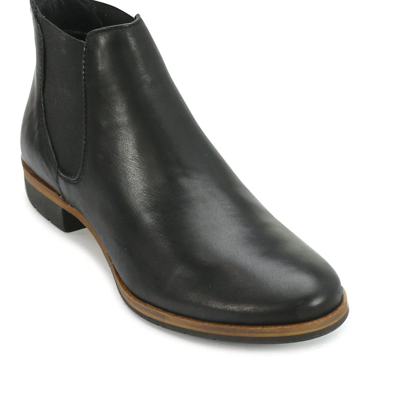 GALA LEATHER ANKLE BOOTS