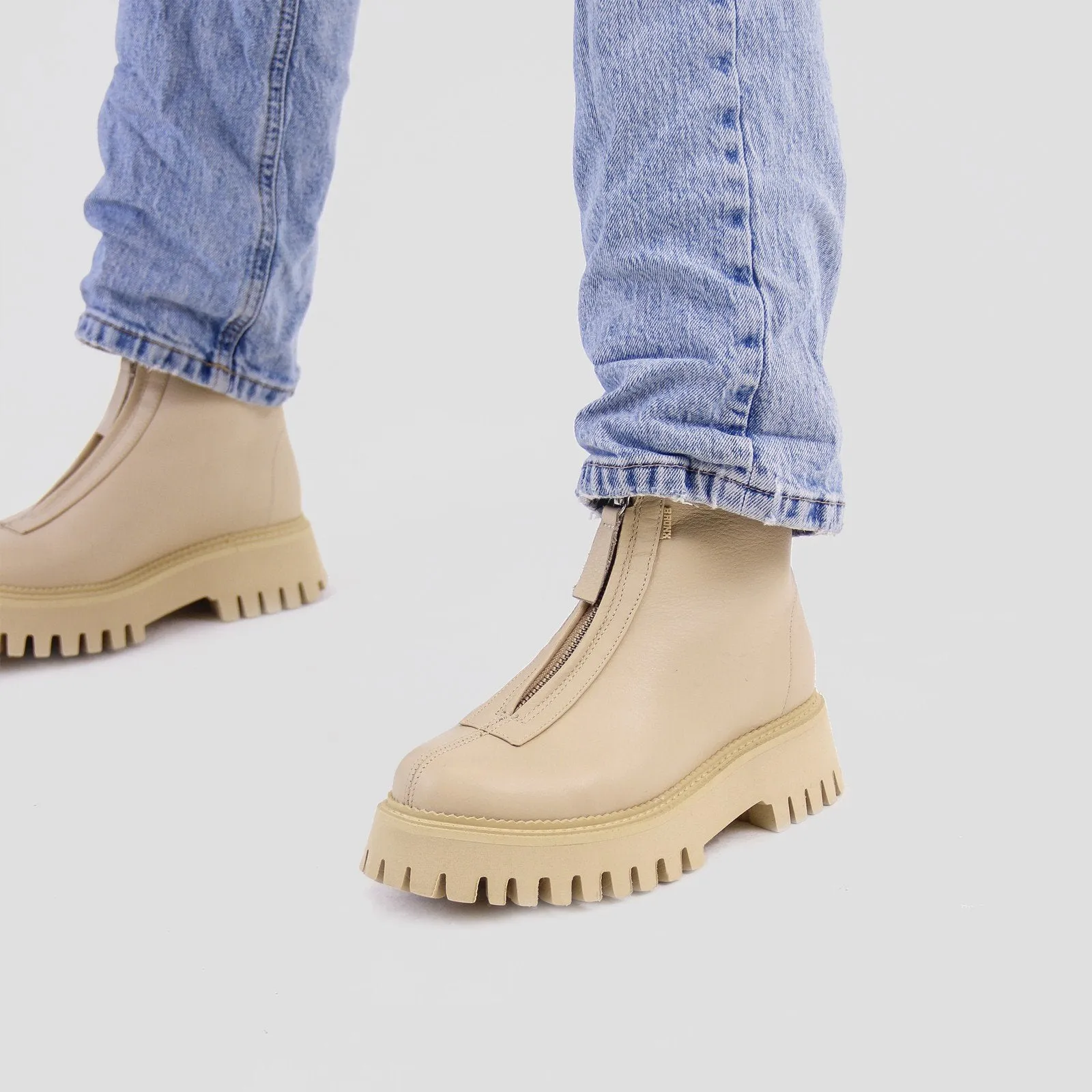 Groovy Front Zip Camel Boots