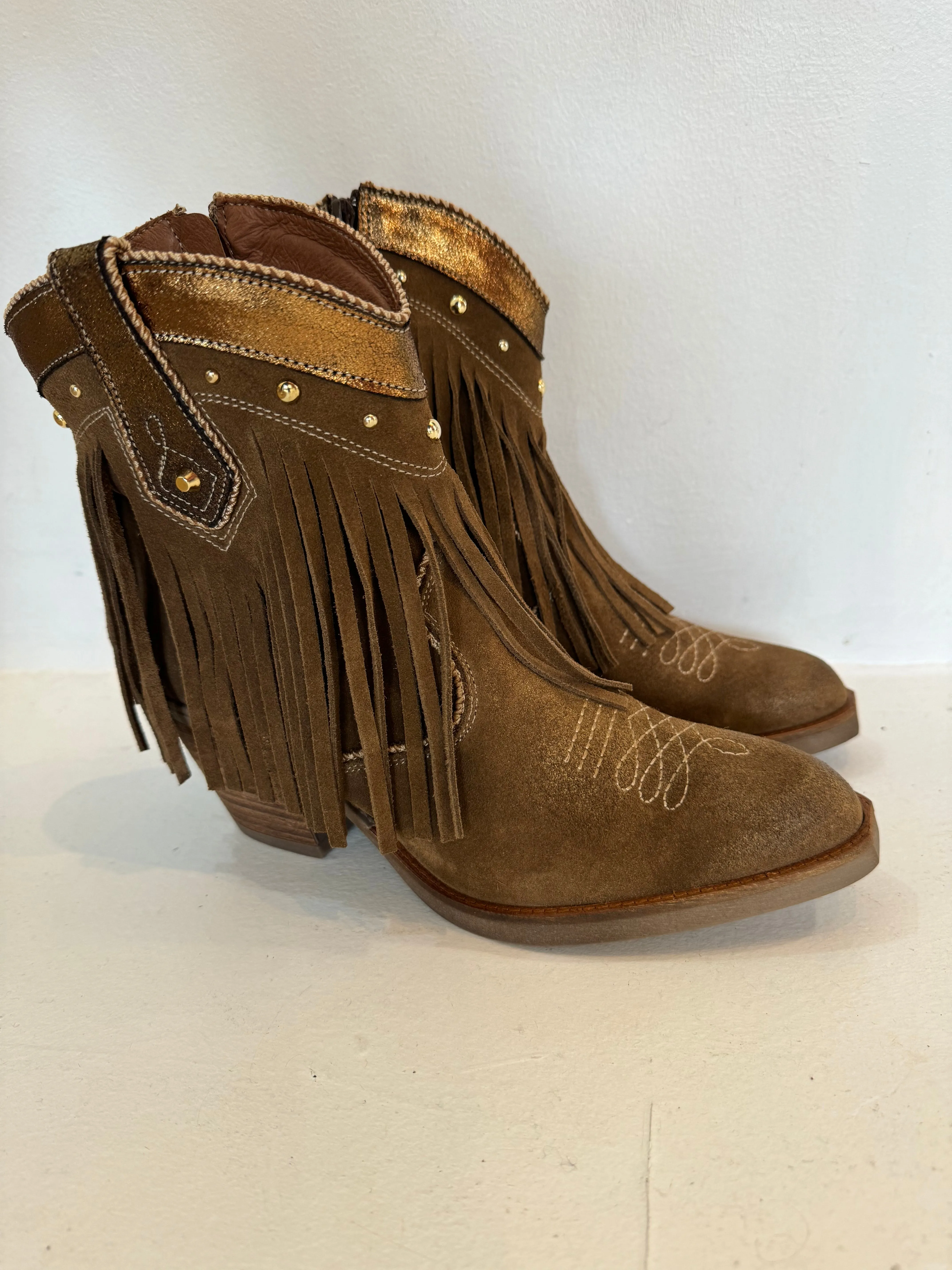 Nemonic Tan Ankle Boot