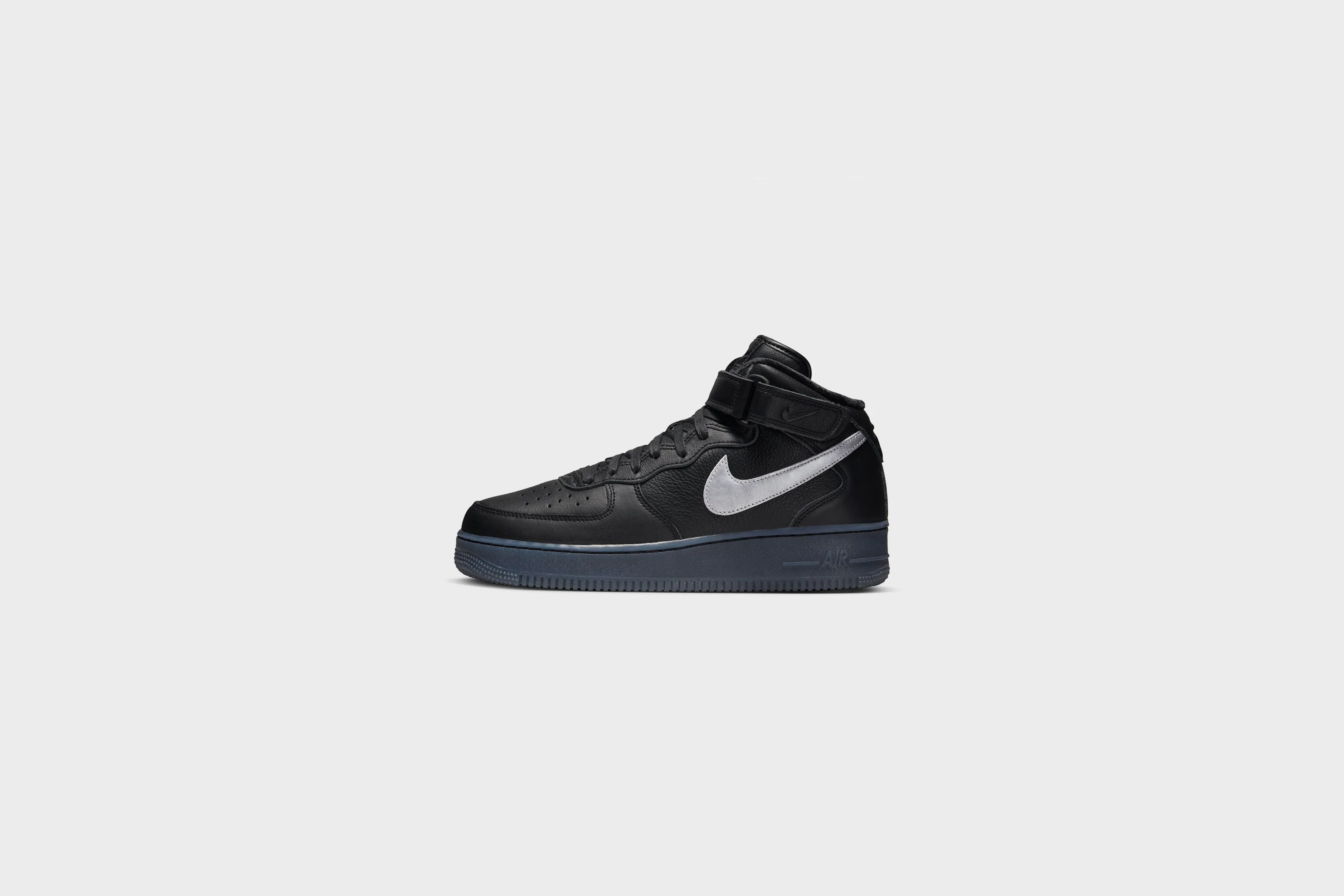 Nike Air Force 1 Mid PRM (Black/Metallic-Silver)