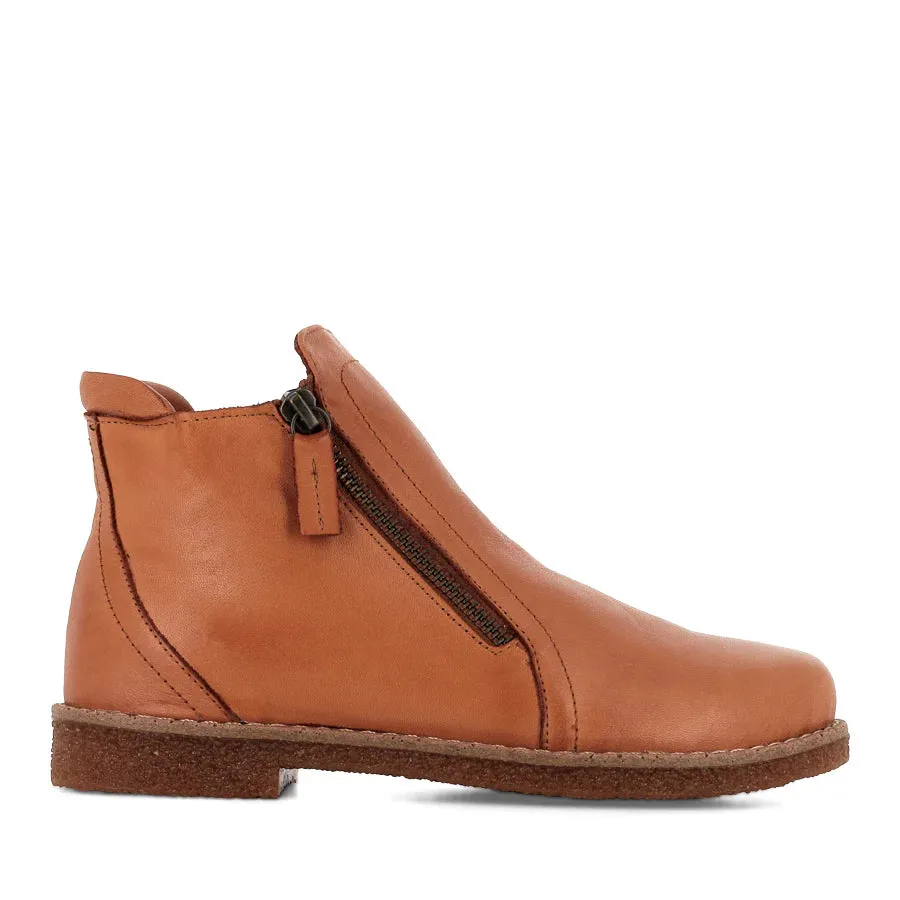 Rilassare Tallow Boot Cognac