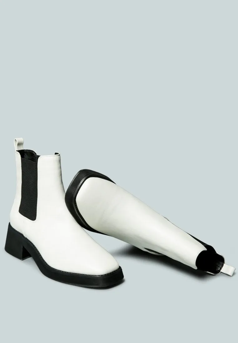 THERON Chelsea Upfront White Boot