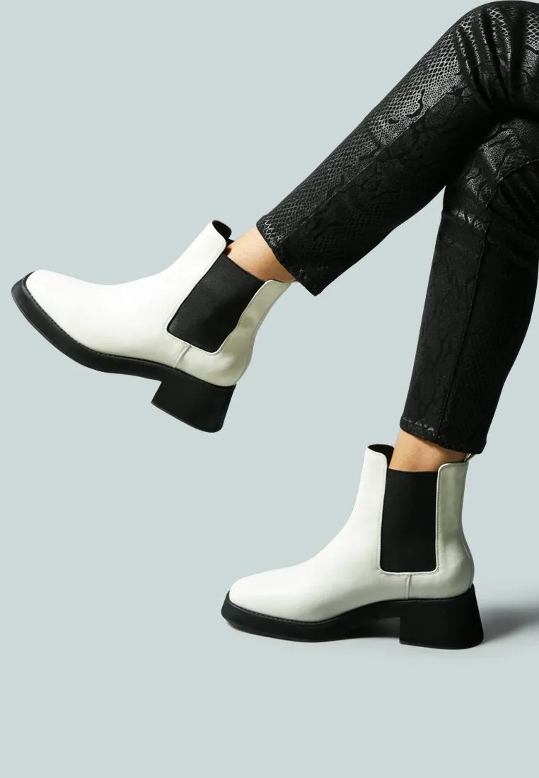 THERON Chelsea Upfront White Boot