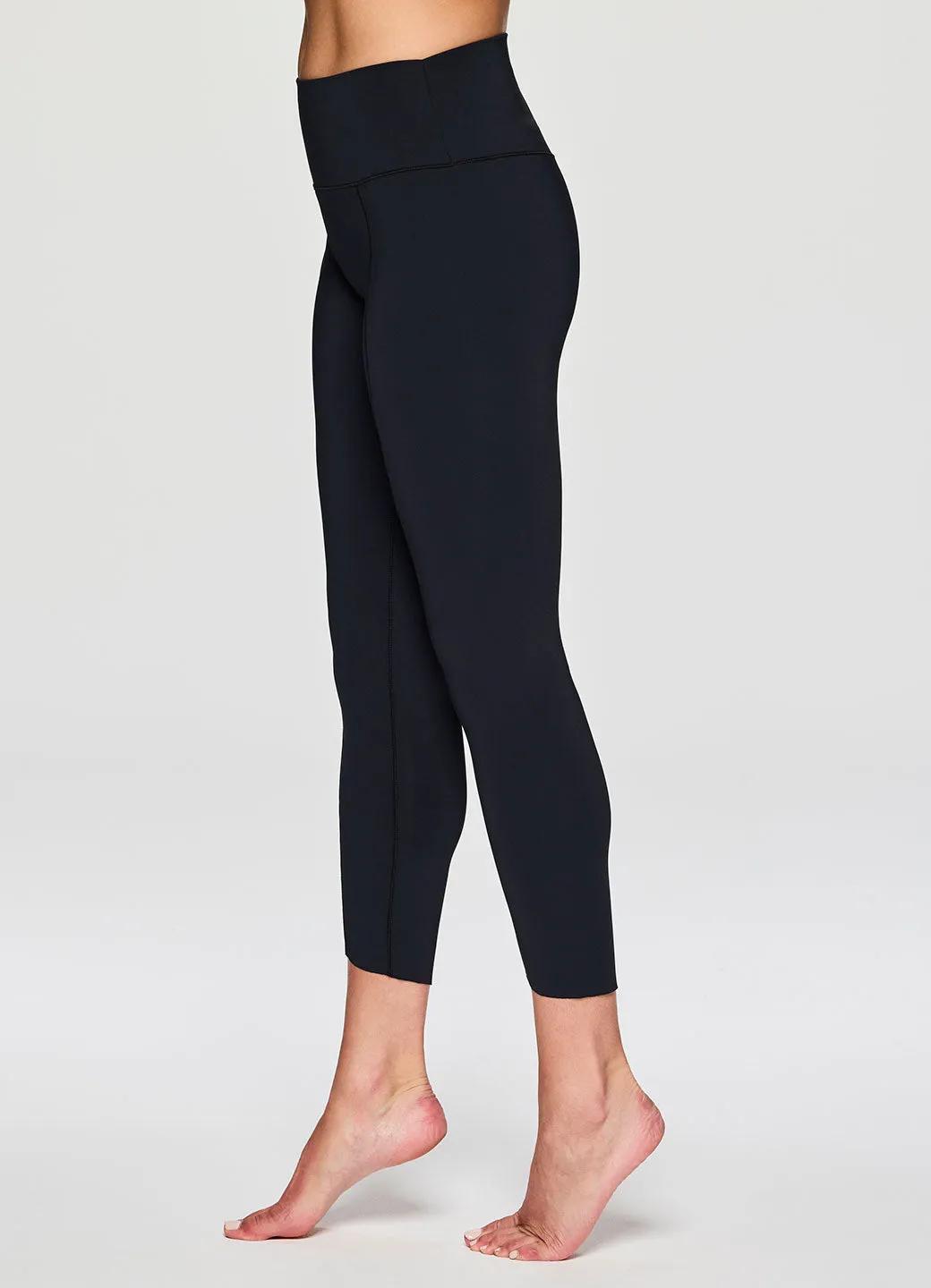 Ultra Hold Tulip 7/8 Legging