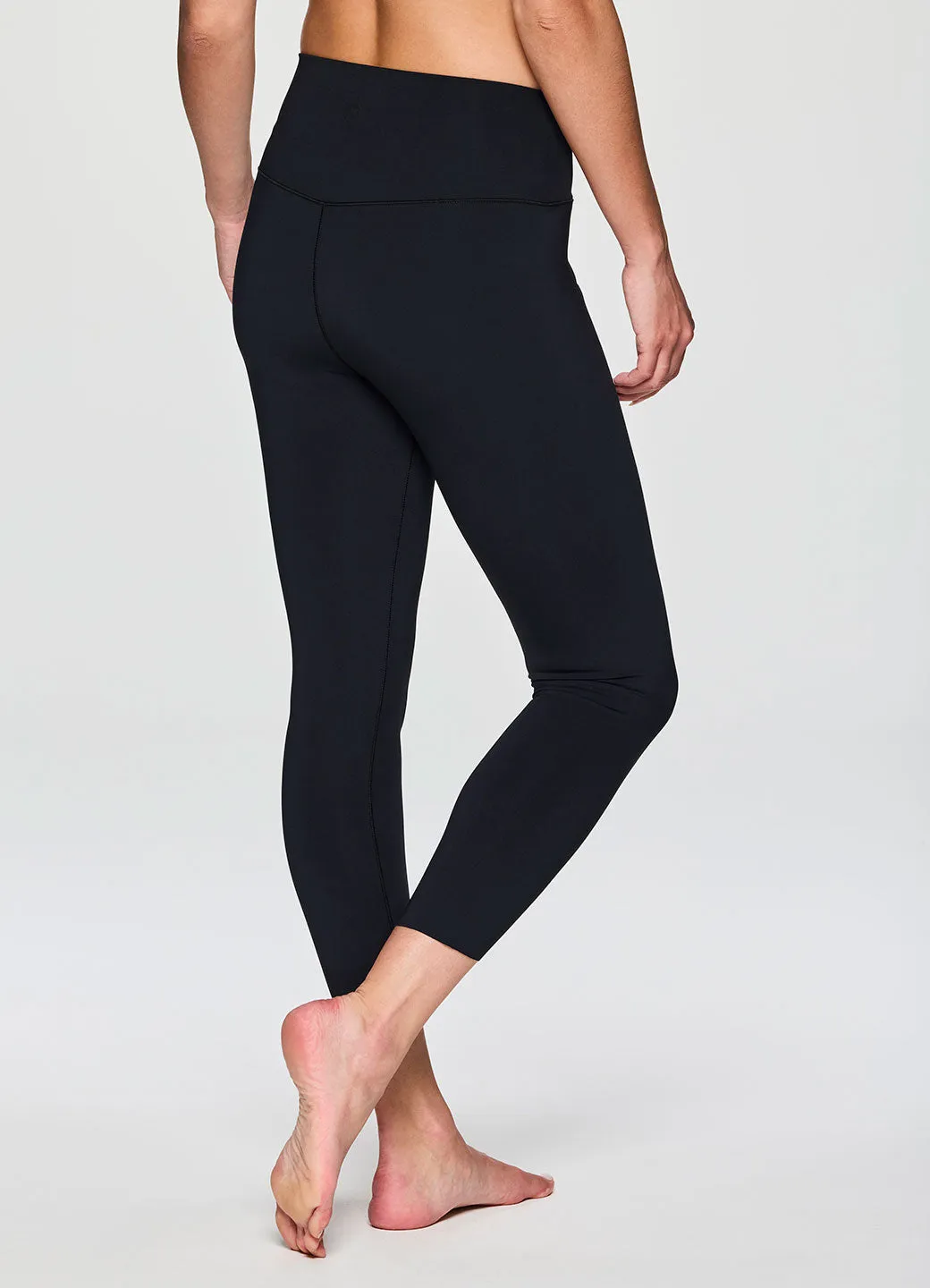 Ultra Hold Tulip 7/8 Legging