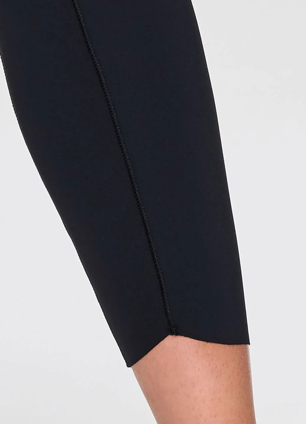 Ultra Hold Tulip 7/8 Legging