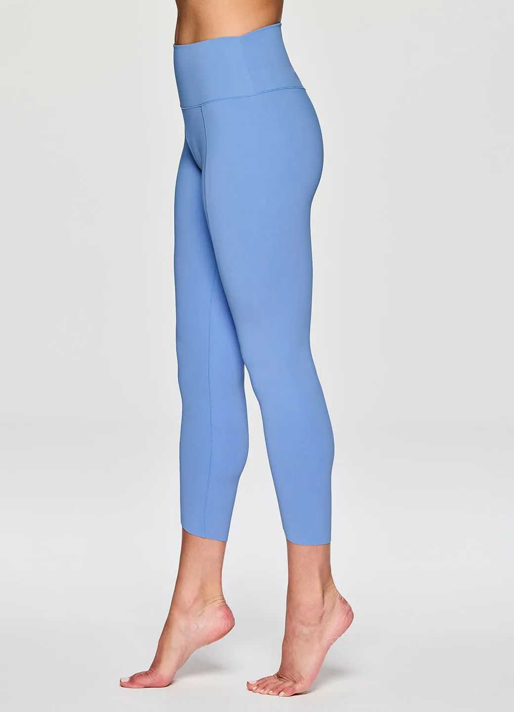 Ultra Hold Tulip 7/8 Legging