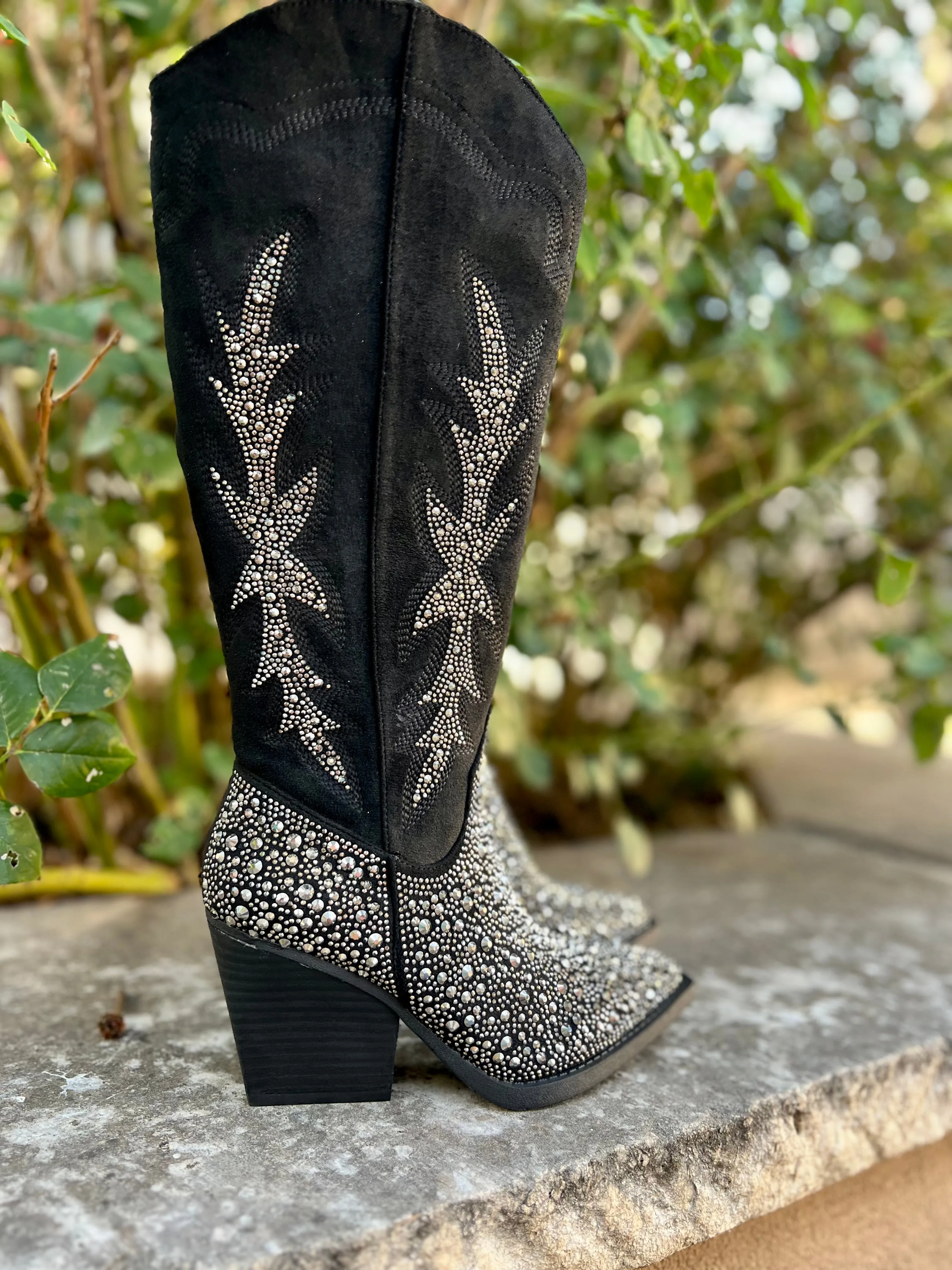 Very G Black Rhinestone Western Style Boots