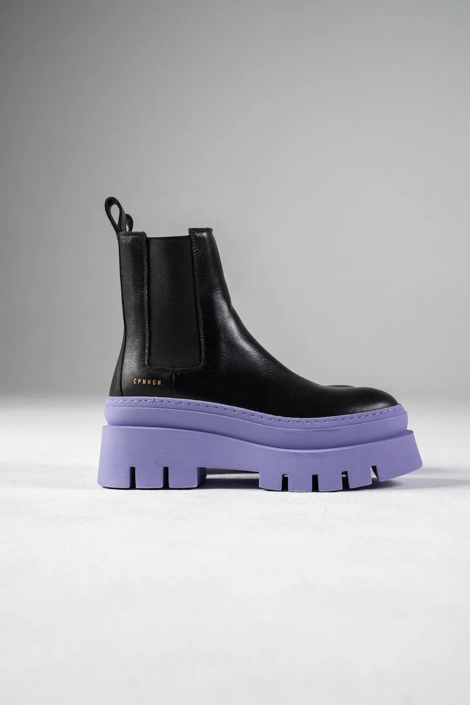 Vitello Black Lilac Chelsea Boots