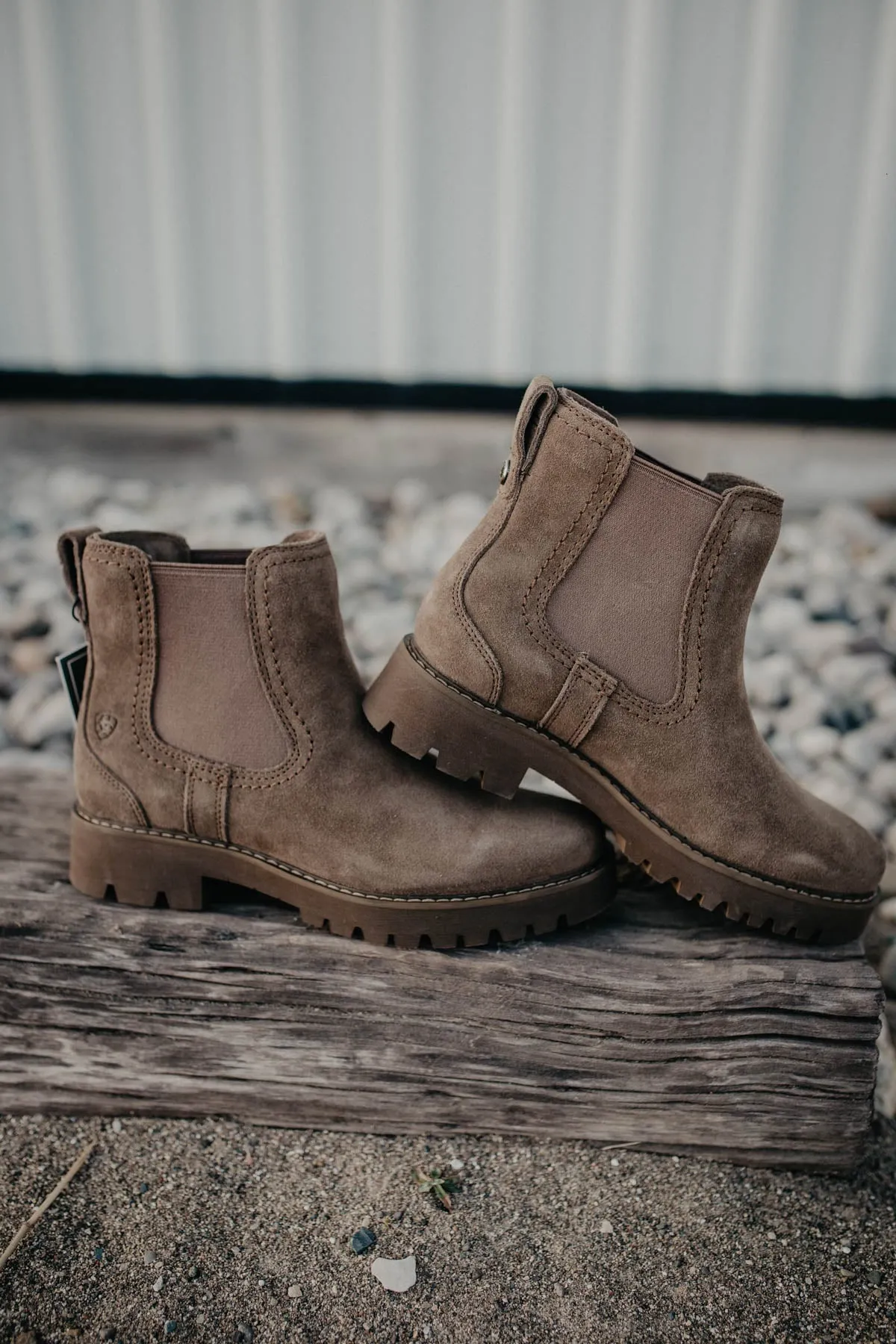 'WexFord' Women's Ariat Lug Chelsea Boot {Dark Moss}