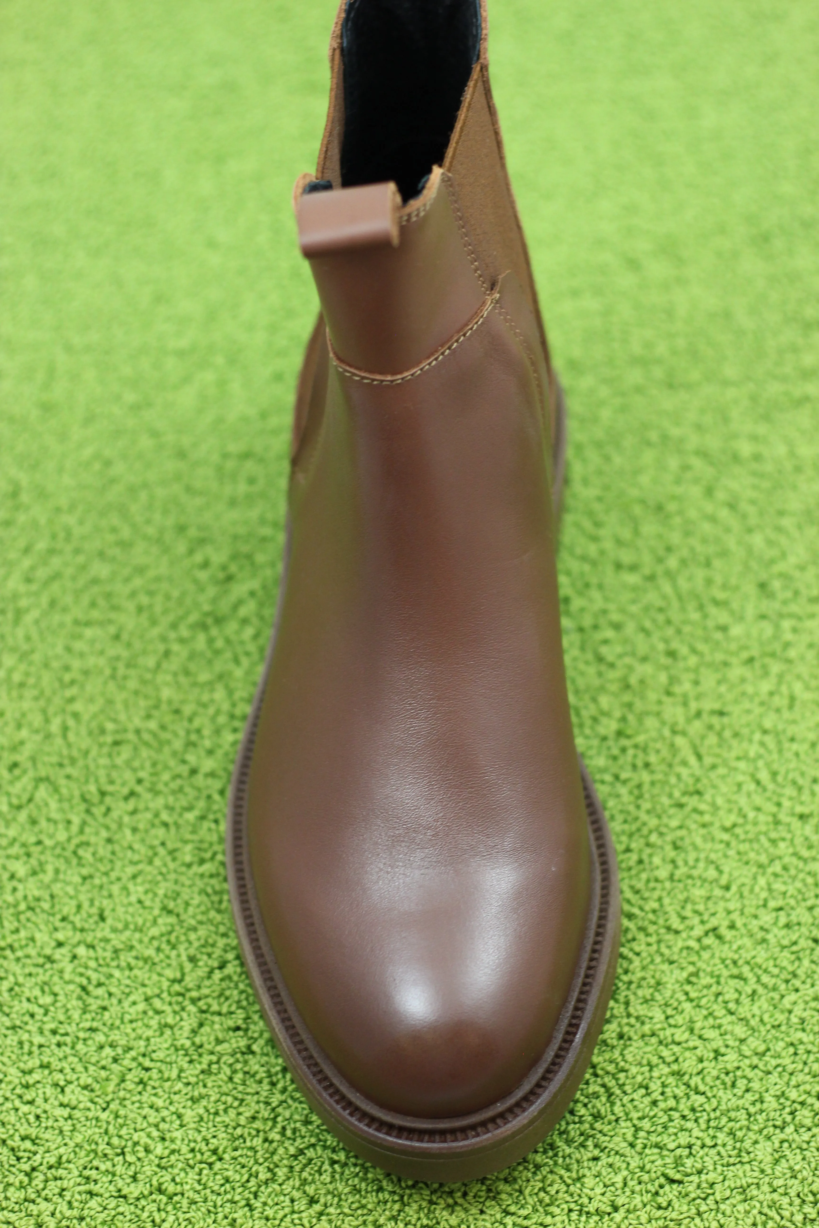 Womens Thyra Chelsea Boot - Chestnut Brown Leather